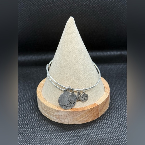 Alex and Ani Silver Bracelet with Charms ‘Sister’ - Picture 7 of 8